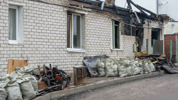 24/7 Emergency Smoke Damage Removal experts in Warrington, FL